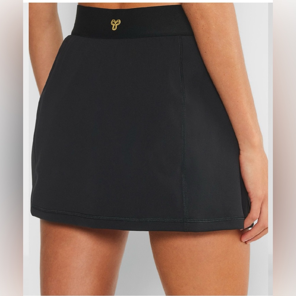 Aritzia Black Tennis/ pickleball skirt/ skort size small- new with tags - Picture 2 of 8